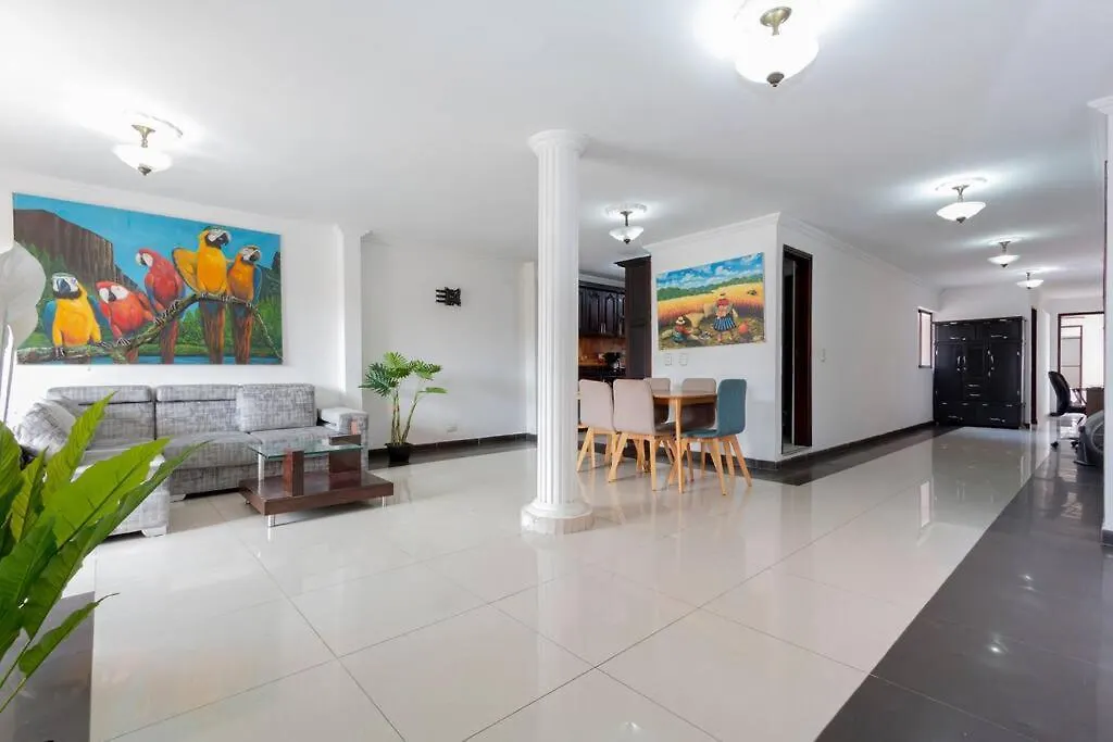¡Apartamento Home Laureles Excelente Ubicacion! Medellin Apartment